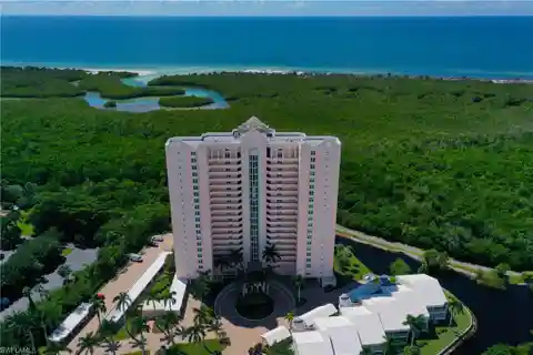 The Idyllic Pelican Bay Lifestyle at St. Maarten