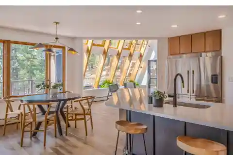 Lovely Home with Incredible Views