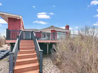 Special Waterfront Retreat