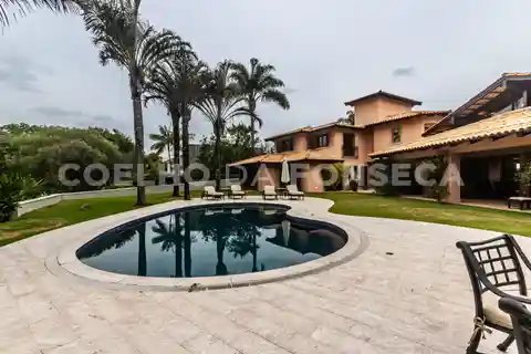 Impressive Property in an Exclusive Location