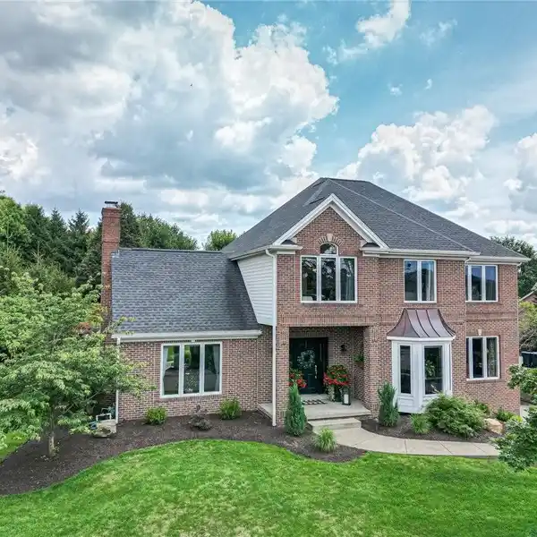 IMPECCABLY MAINTAINED HOME IN THE TREESDALE GOLF COURSE COMMUNITY