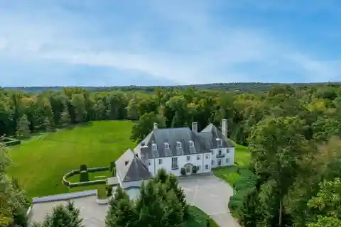 Le Beau Chateau