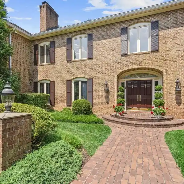 MAGNIFICENT CUSTOM BRICK COLONIAL IN POTOMAC FALLS
