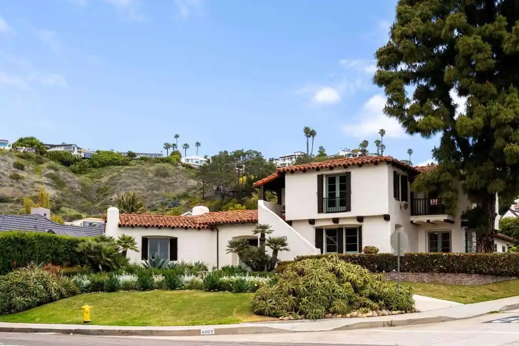 Historic Spanish Residence in Upper Hermosa