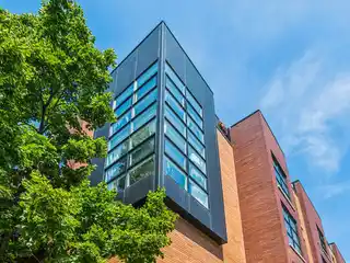 Modern Bucktown Beauty with Flex Space