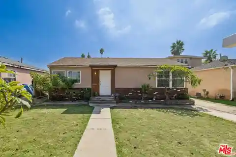 Prime Location Across from Mesmer Park