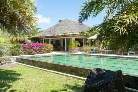 Exceptional Villa Set on a Generous Plot