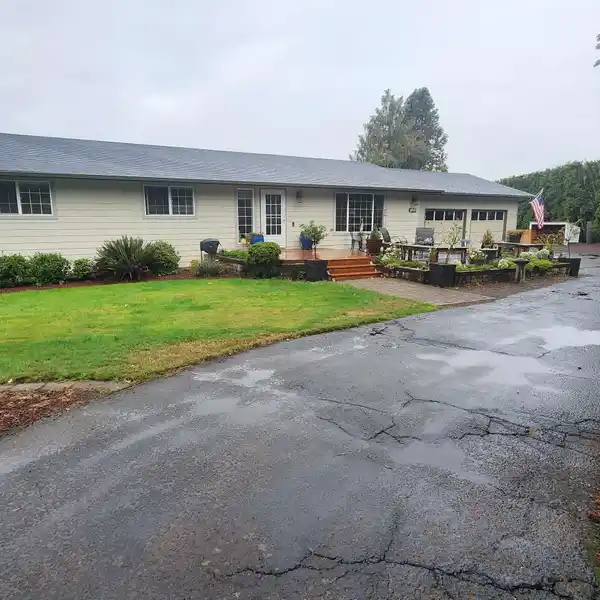 CHARMING TURNER RETREAT WITH BEAUTIFUL UPDATES