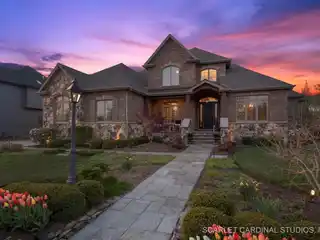 An Awe-Inspiring Estate with Unparalleled Luxury