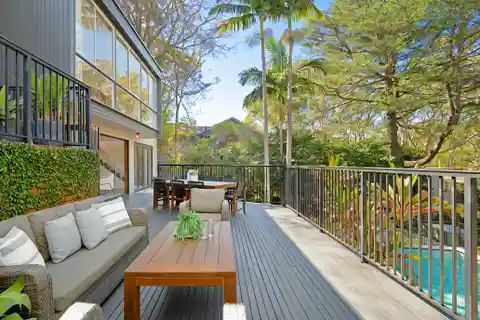 Beautiful Brick Home Backing to Warraroon Reserve