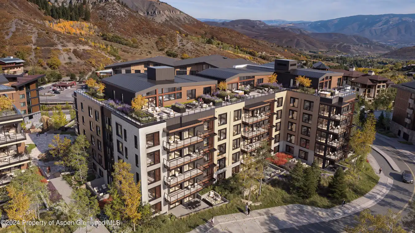 Corner Residence on the Mountain Side of Stratos