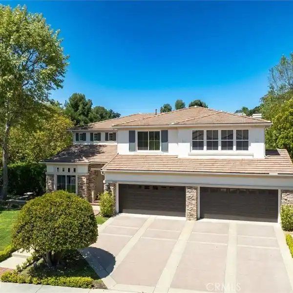 GRAND FORMAL LIVING AND DINING ROOMS