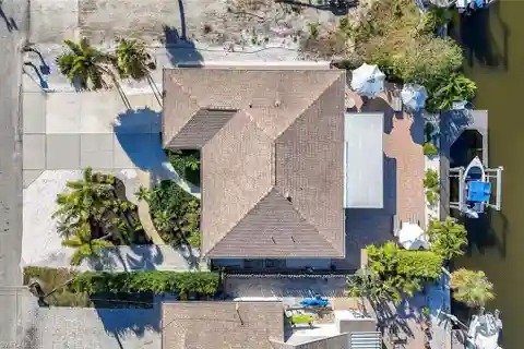Coastal Elegance Meets Boater's Paradise