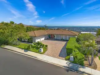 Custom Home with Sweeping Panoramic Views
