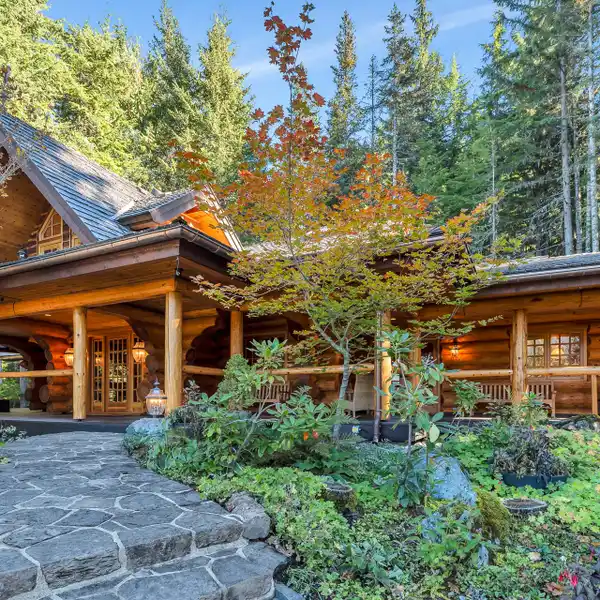SKI-IN LOG ESTATE WITH EXPANSION POTENTIAL