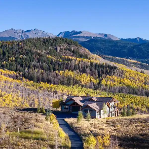 AMAZING CUSTOM HOME ON 6.7 ACRES ATOP CORDILLERA