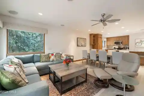 Two-Level Residence in the Heart of Lionshead