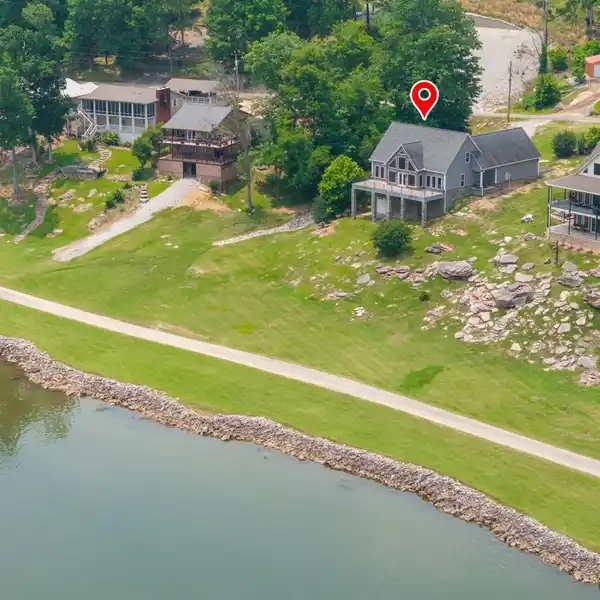 PEACEFUL RIVER LIVING