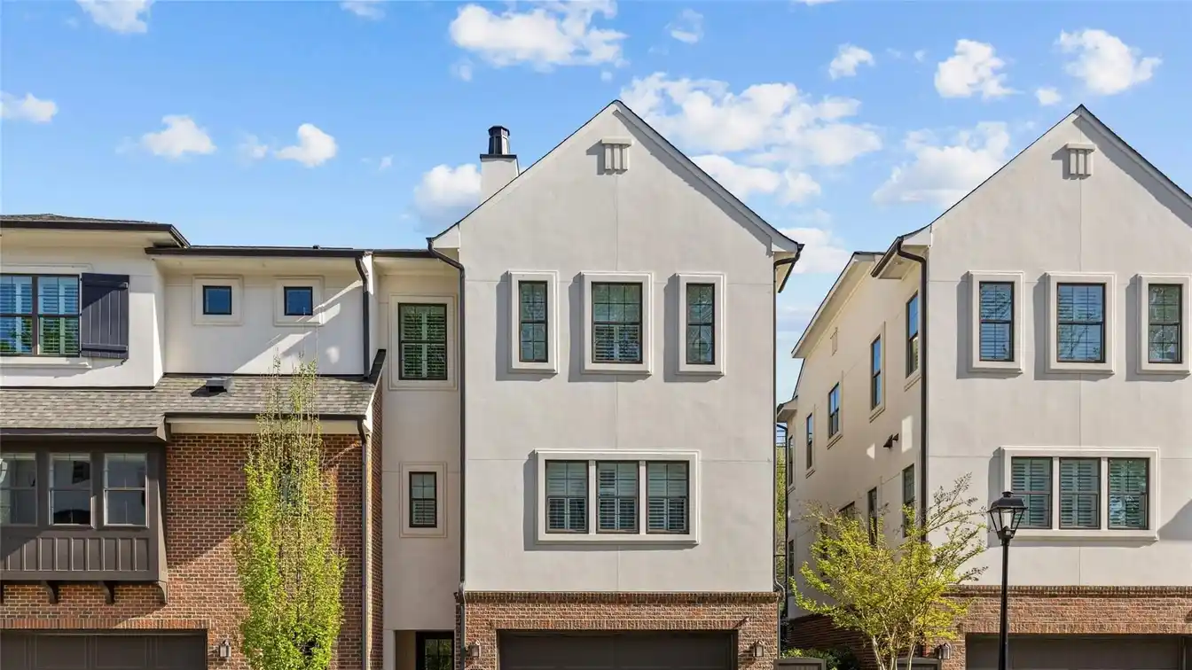 Gorgeous Townhome in the Heart of Southpark