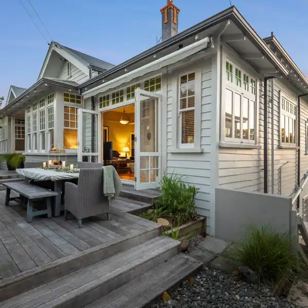 GRAND VILLA WITH MUSEUM VIEWS