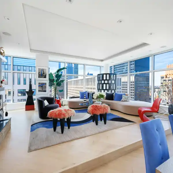 CROWN JEWEL PENTHOUSE IN THE SKY