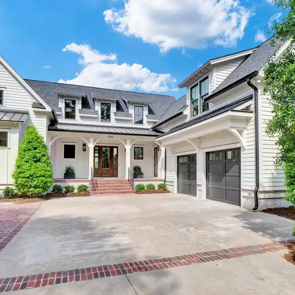 LUXURY WATERFRONT CUSTOM HOME