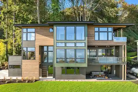 Gorgeous North Tacoma View Home