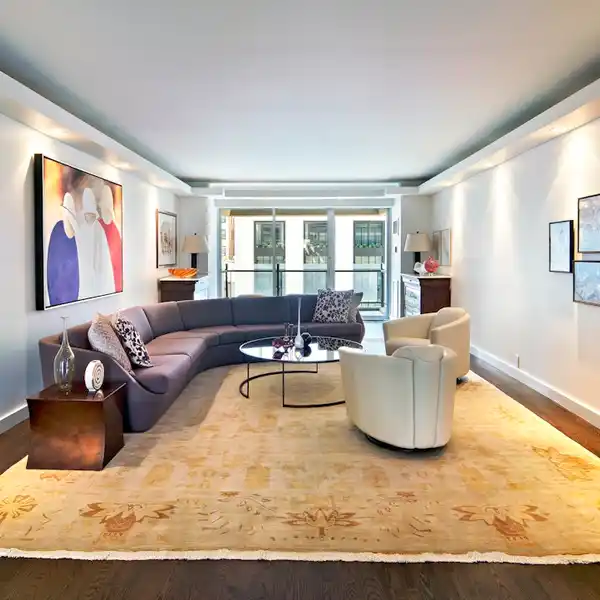 RARE HOME IN THE SOVEREIGN