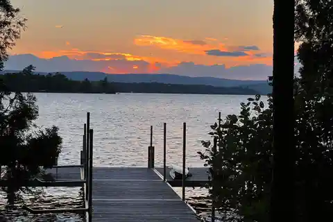 Private Lakeside Retreat on Great Pond
