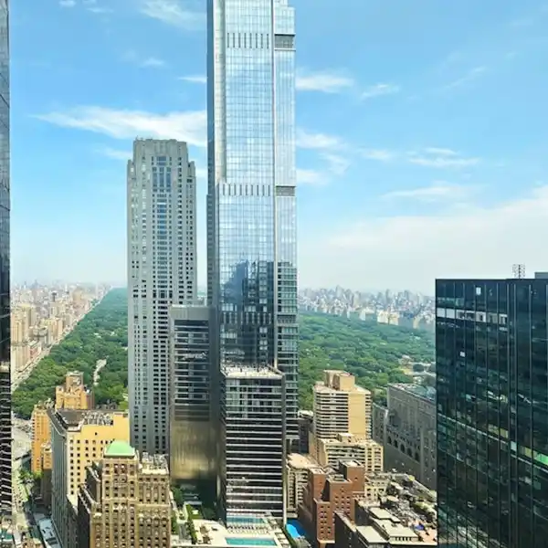 STUNNING VIEW RESIDENCE FOR RENT IN THE PARK IMPERIAL