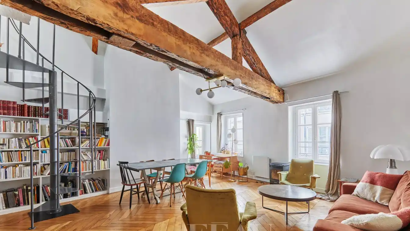 Split-level Apartment in an Amazing Paris Location
