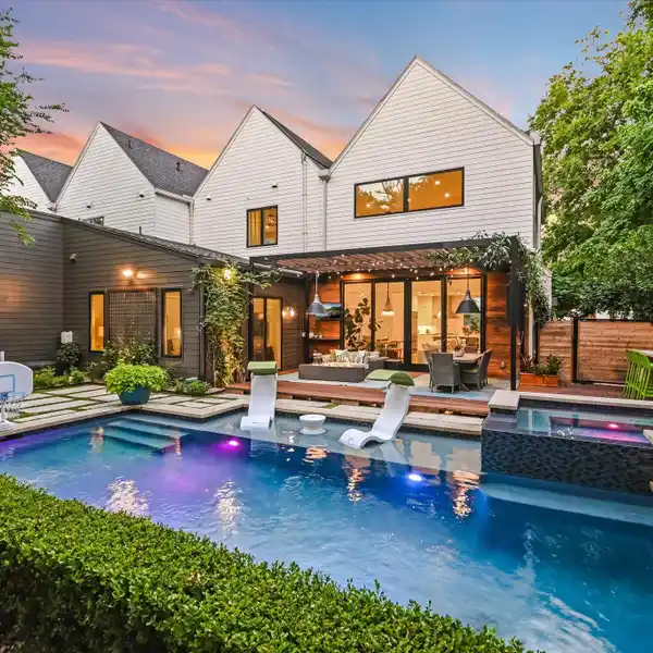 STUNNING CONTEMPORARY TOWNHOME WITH PRIVATE POOL OASIS