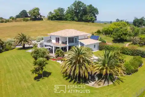 Magnificent Architect-designed Villa on the Heights of Poyartin