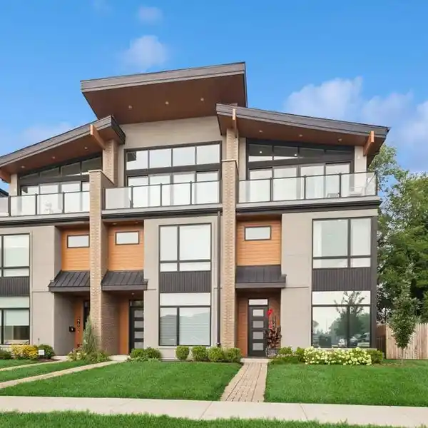 EXPANSIVE AND REFINED TOWNHOME