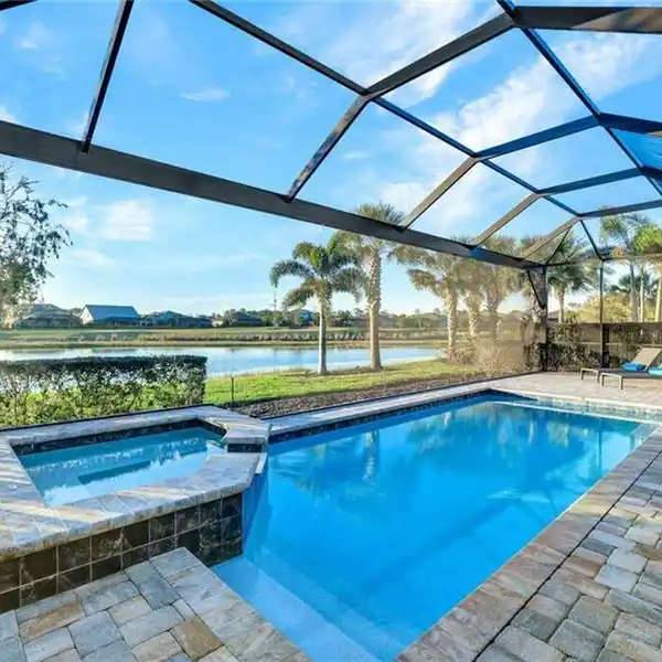 DESIRABLE STONEWATER MODEL IN THE GREYHAWK COMMUNITY