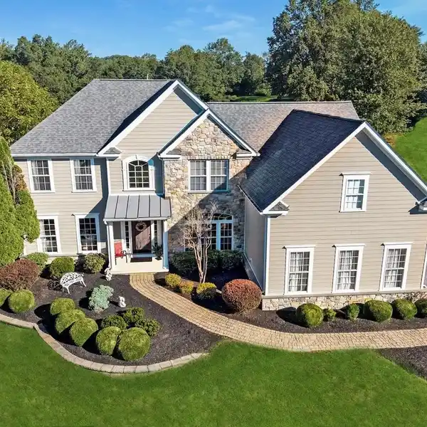 SOPHISTICATED DOWNINGTOWN HOME WITH WALK-OUT LOWER LEVEL