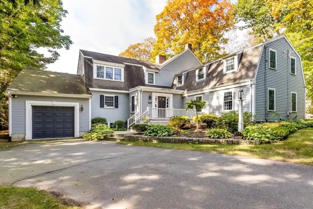 Wonderful Colonial in a Serene Setting