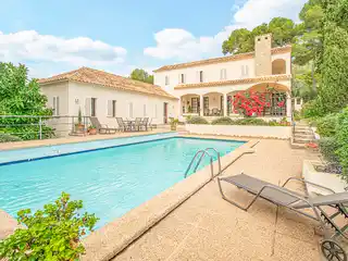 Beautiful Villa with Pool and Panoramic Views in ​​costa De Los Pinos