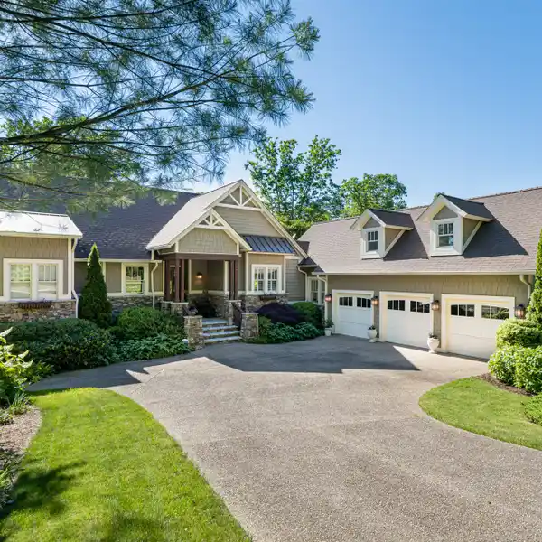 AMAZING OPPORTUNITY IN THE RAMBLE BILTMORE FOREST