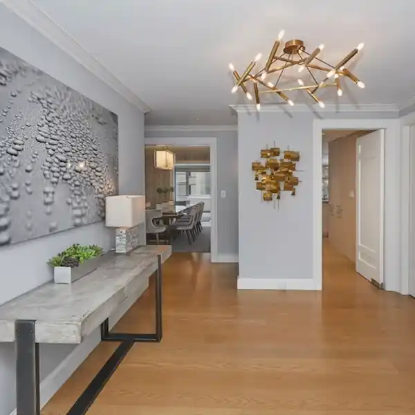 UNIQUE HOME IN PERFECT CONDITION