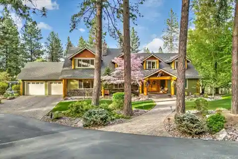 Premier Property of over 11 Acres