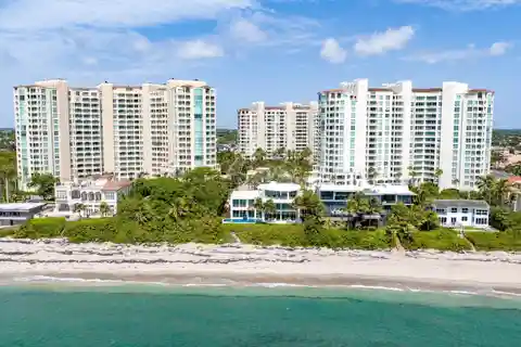 Gorgeous Unit with Awe-inspiring Views