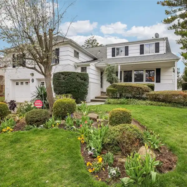 SUNNY AND SPACIOUS HOME ON A TREE-LINED STREET