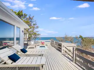 Perfect Waterfront Cottage Along Scenic Gerard Drive