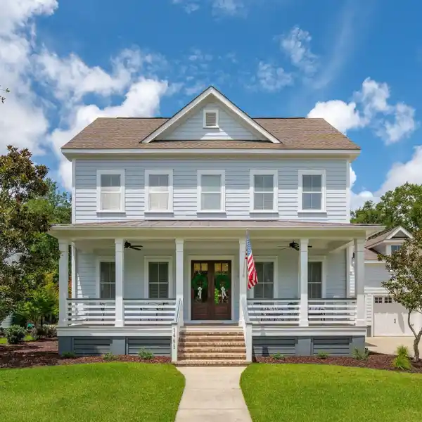 AN ELEVATED LOWCOUNTRY EXPERIENCE IN A SOUGHT-AFTER ENCLAVE