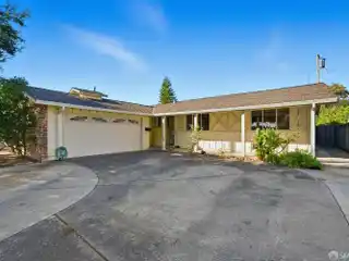 Great Potential in a Desirable Neighborhood