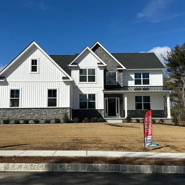 NEW CONSTRUCTION IN A CONVENIENT LOCATION