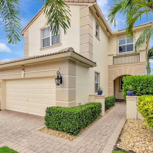REFINED LIVING IN EXCLUSIVE ENCLAVE