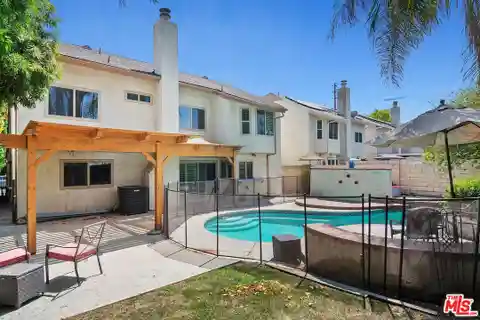 Tarzana Gem with Modern Upgrades and Charm