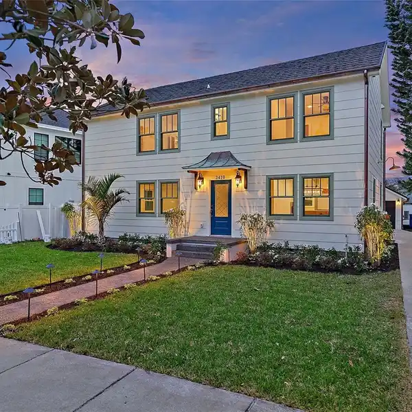STUNNING RENOVATION IN THE HEART OF WOODLAWN CIRCLE